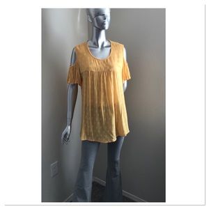 St. John’s Bay Top, NWOT